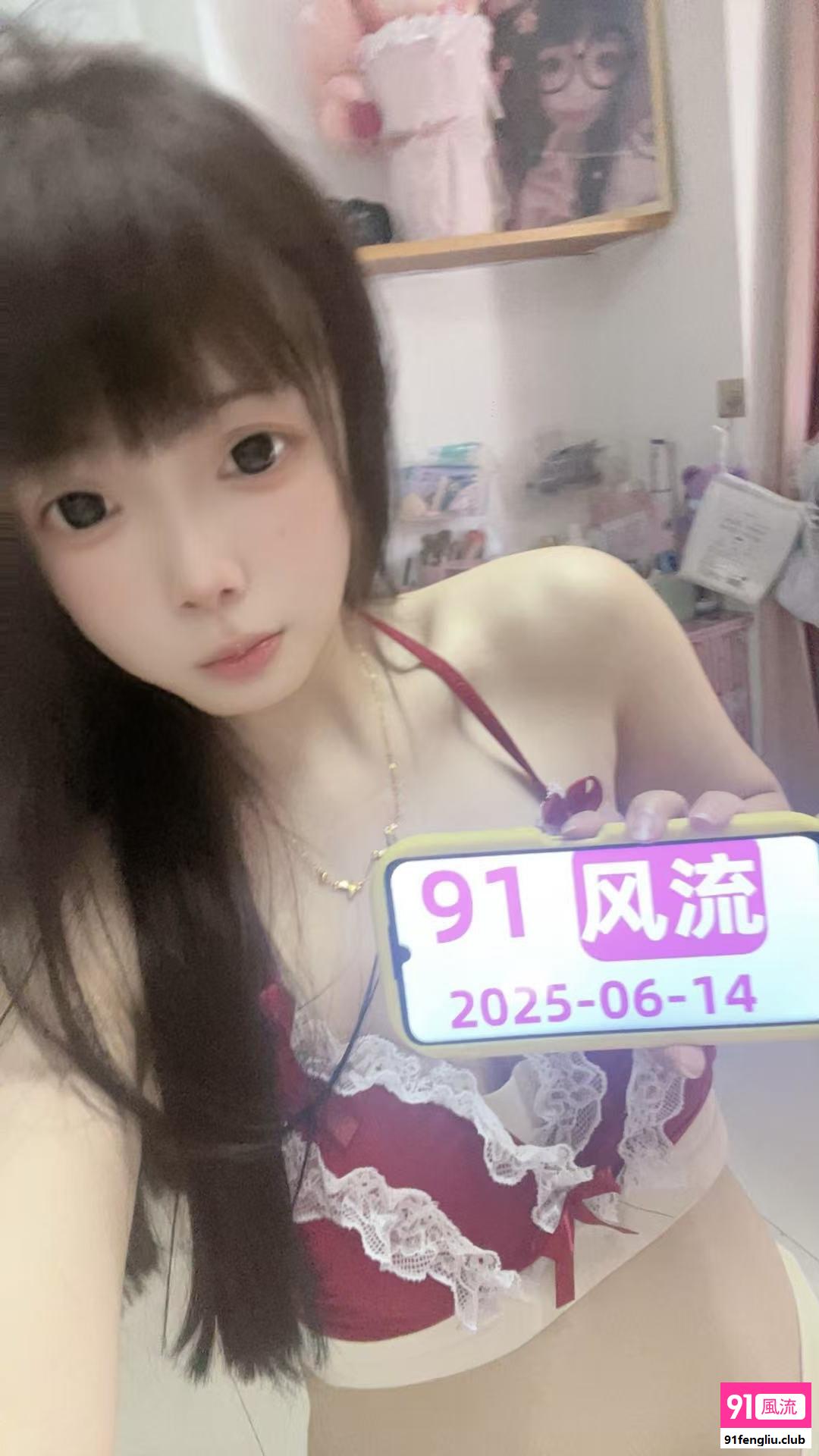 小巧萝莉冰儿